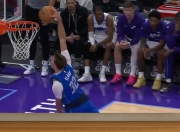 LOL决赛-包含魔术完胜独行侠，保罗高光表现的词条