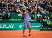 -蒙特卡洛大师赛逆转年终总决赛，阿尔卡拉斯统治全场