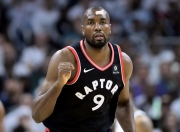 LOL决赛-圣埃蒂安队逆转胜利，意志坚定夺得关键三分