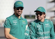 英雄联盟总决赛2025-阿斯顿马丁轻取雷诺车队，勒克莱尔状态火热