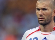 LOL决赛-当NBA活塞遇上CBA山西，浓眉戴维斯这场跨国教学赛，打碎了次元壁