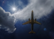 英雄联盟总决赛2025-封神之夜，世界排名终极战中，拉亚的进攻风暴改写历史