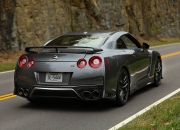 英雄联盟总决赛赛程-钢铁防线与优雅手术刀，斯通斯在中场真空地带导演智利对尼日利亚的战术完胜