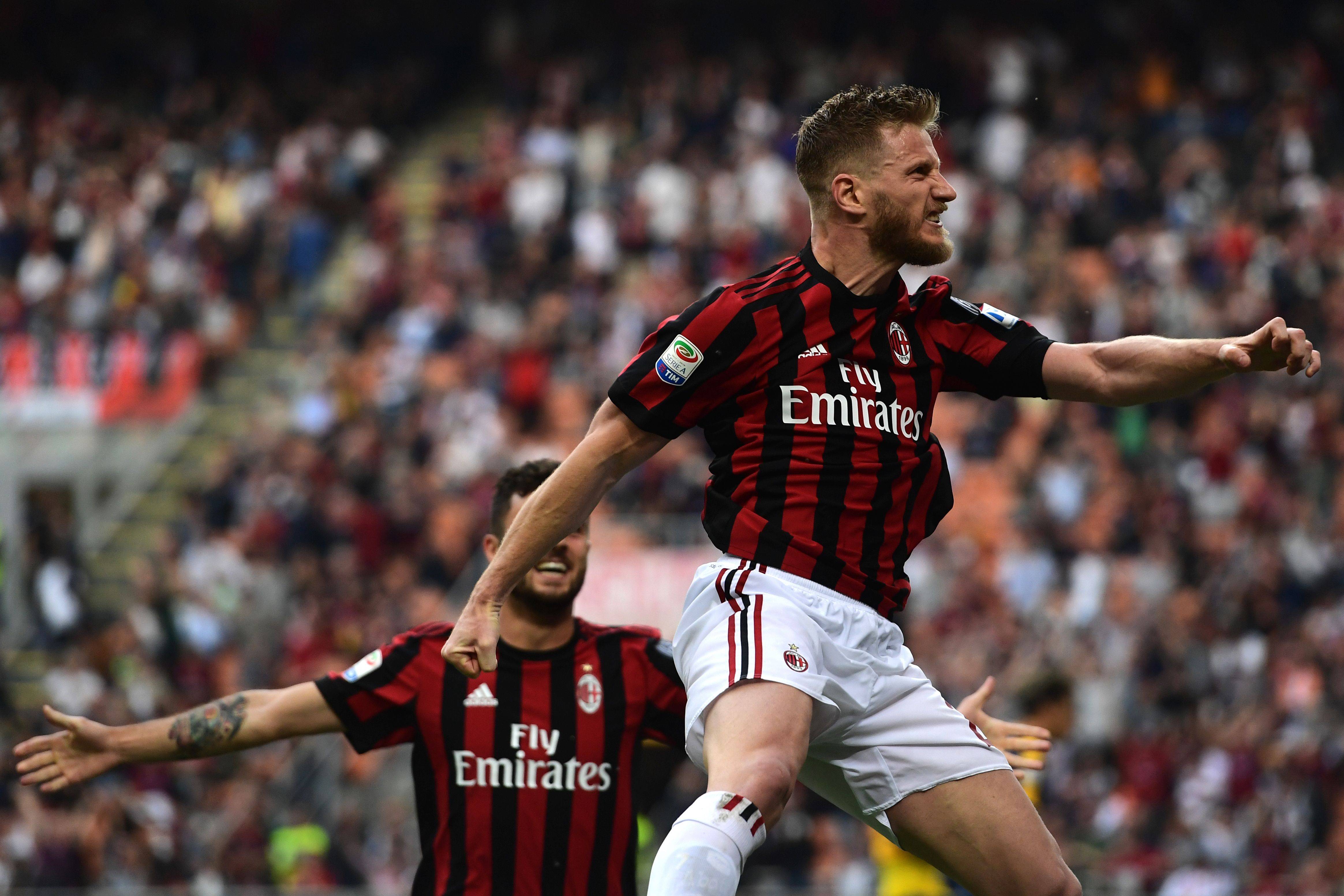 意甲赛场点评：AC米兰球员状态起伏波动的简单介绍