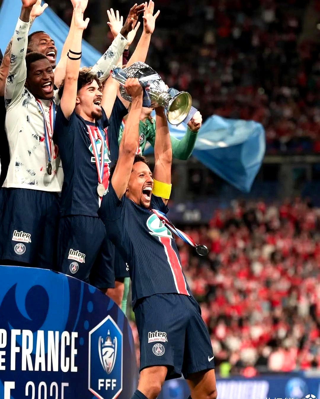 包含欧预赛胜利者诞生,前进之路更坚定的词条 包含欧预赛胜利者诞生,前进之路更坚定的词条