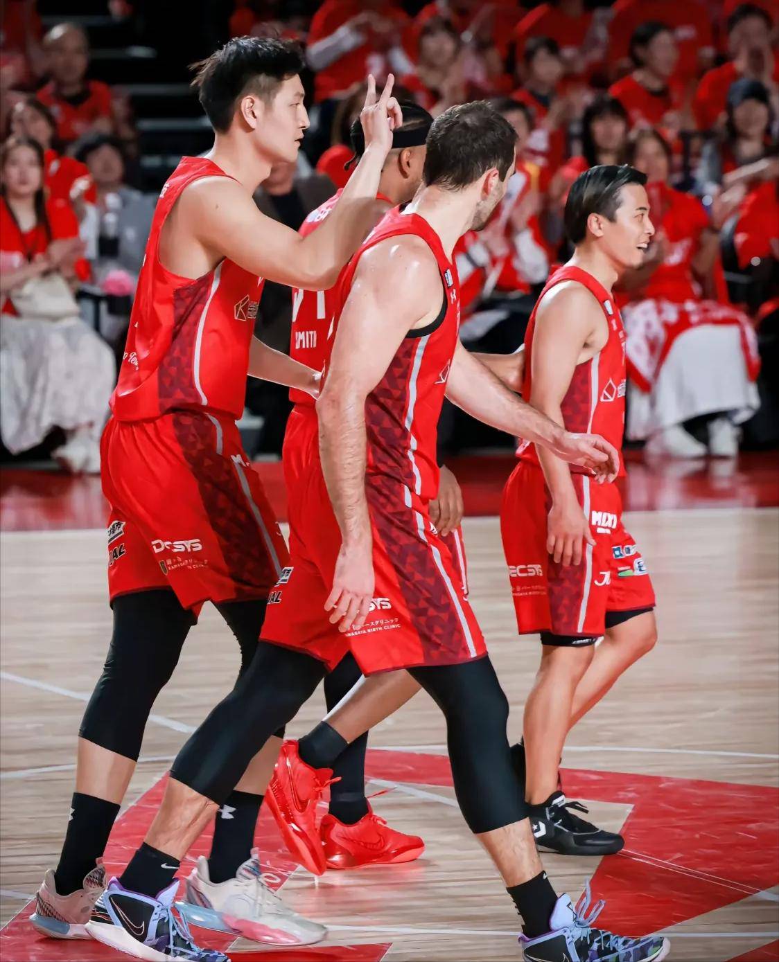 CBA球员个人表现受到球迷热烈关注