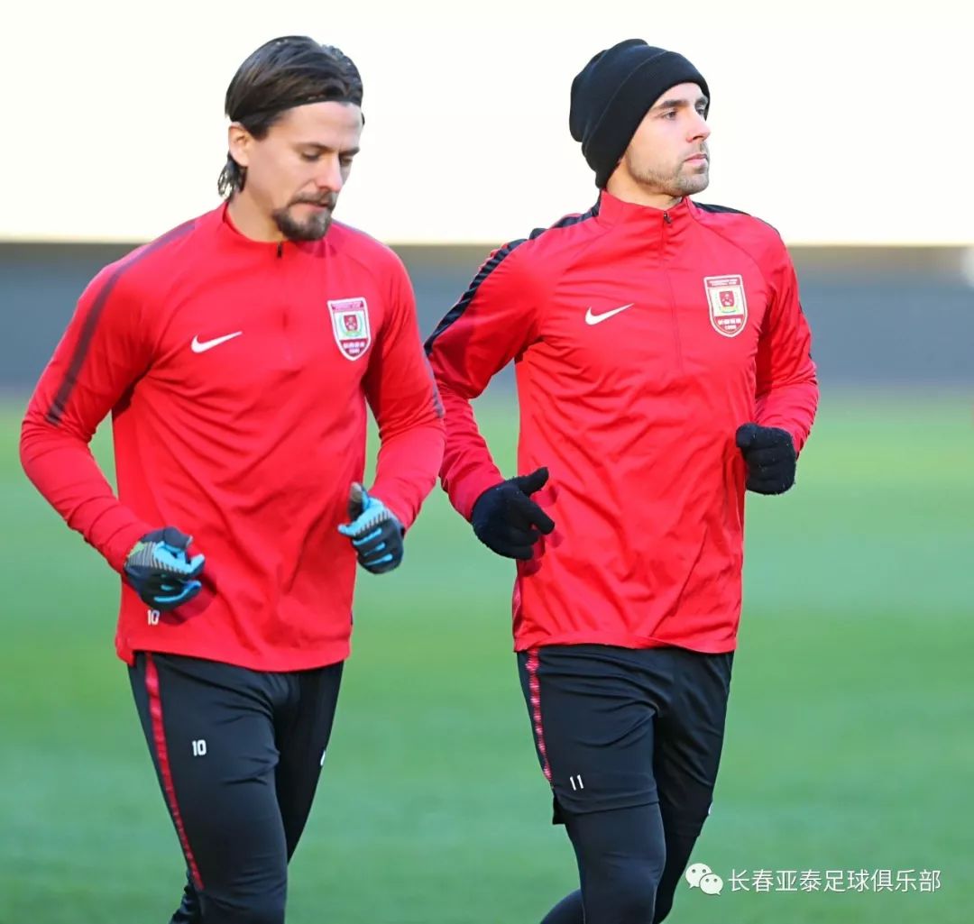 包含埃尔切比分激战,全力争取胜利的词条 包含埃尔切比分激战,全力争取胜利的词条