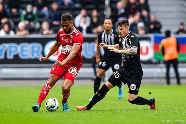 卡昂主场小胜亚眠，取得关键三分的简单介绍