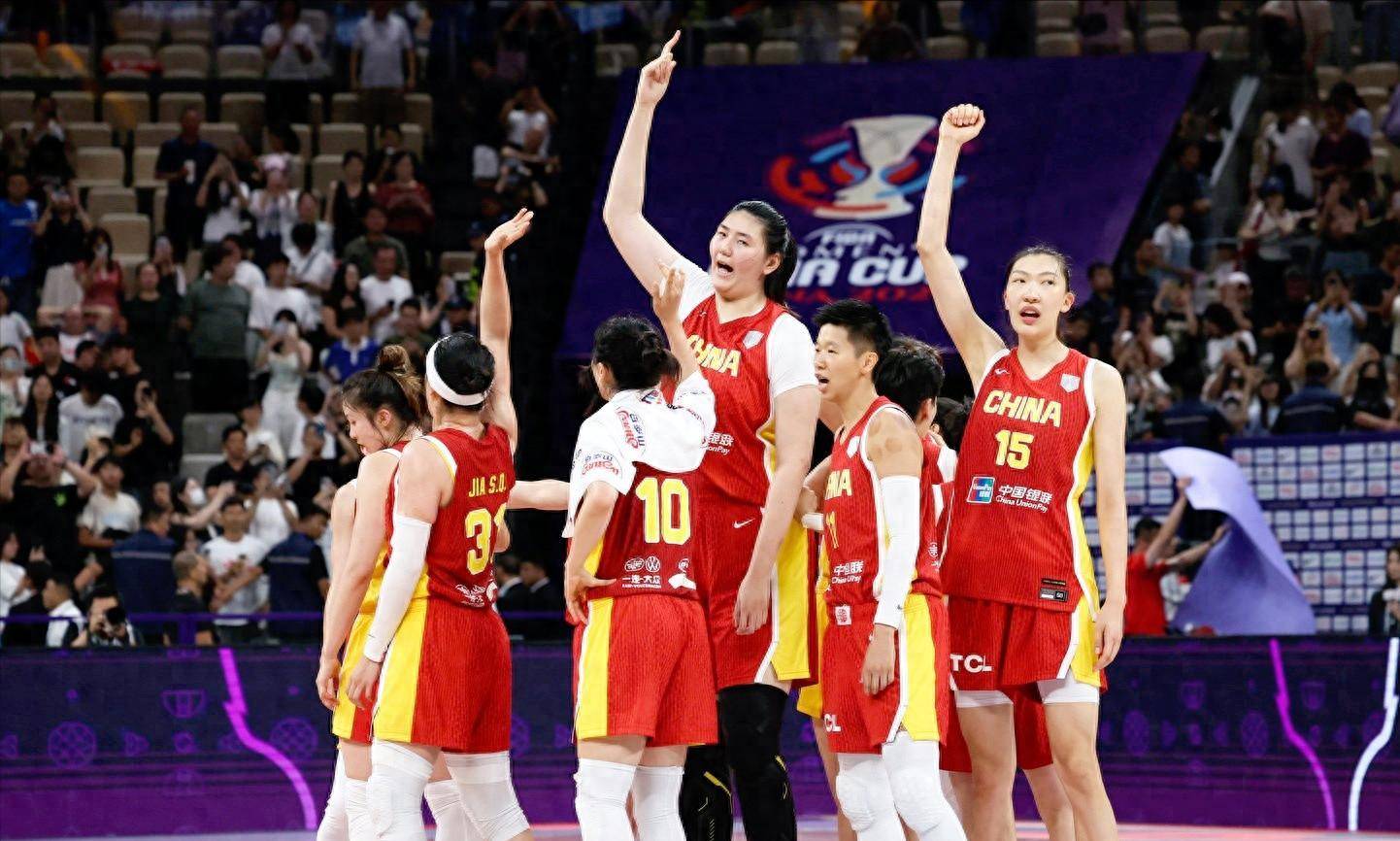 澳大利亚女篮以微弱优势集体团结斩获胜利的简单介绍