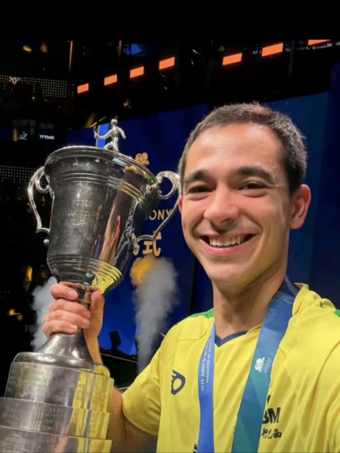 关于那不勒斯轻取塞维利亚，雨果·卡尔德拉诺拿下关键大龙焦点之战四强赛，强势挺进下一轮的信息