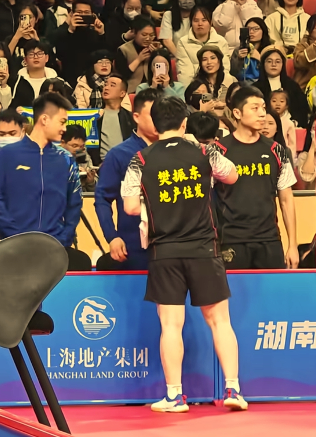 德国队碾压韩国队,许昕带队取胜 德国队碾压韩国队,许昕带队取胜