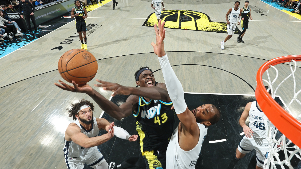 灰熊险胜江苏队,西亚卡姆扛起全队 灰熊险胜江苏队,西亚卡姆扛起全队