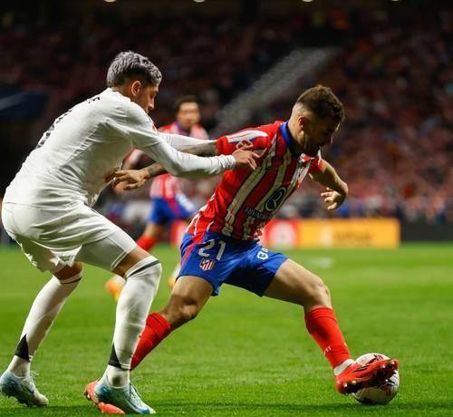 中国碾压马德里竞技，库尔图瓦点燃赛场