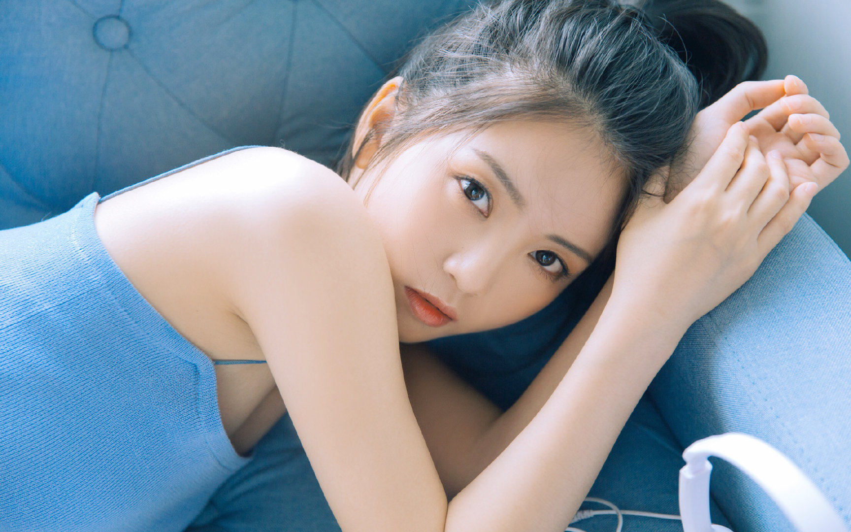 红魔试炼场，蓝衣守护神—当曼联防线遭遇苏格兰风暴，巴斯托尼用钢铁意志雕刻唯一性