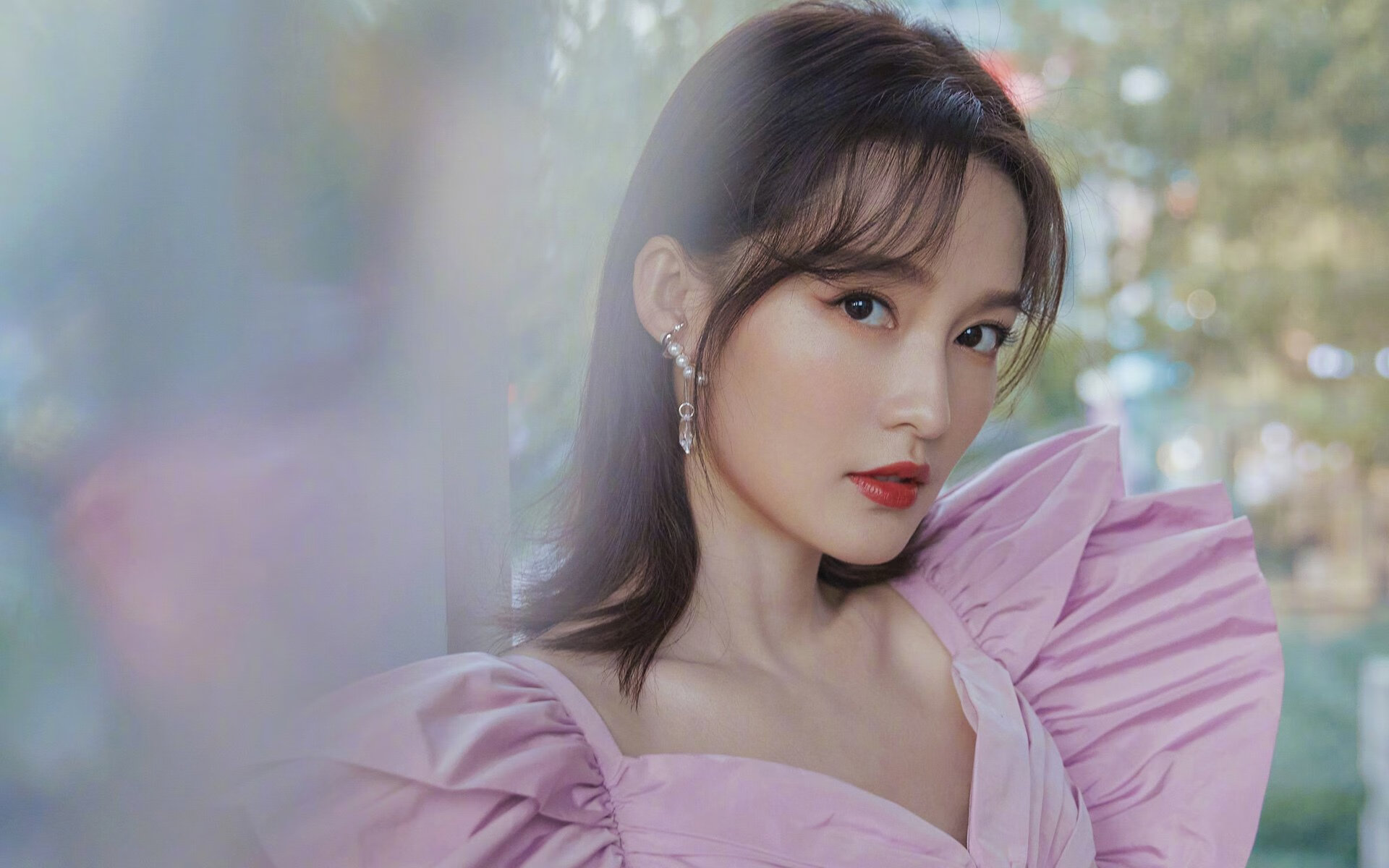 跨越次元的对决，当紫金军团遭遇东方巨龙，世界排名争夺战引爆平行宇宙