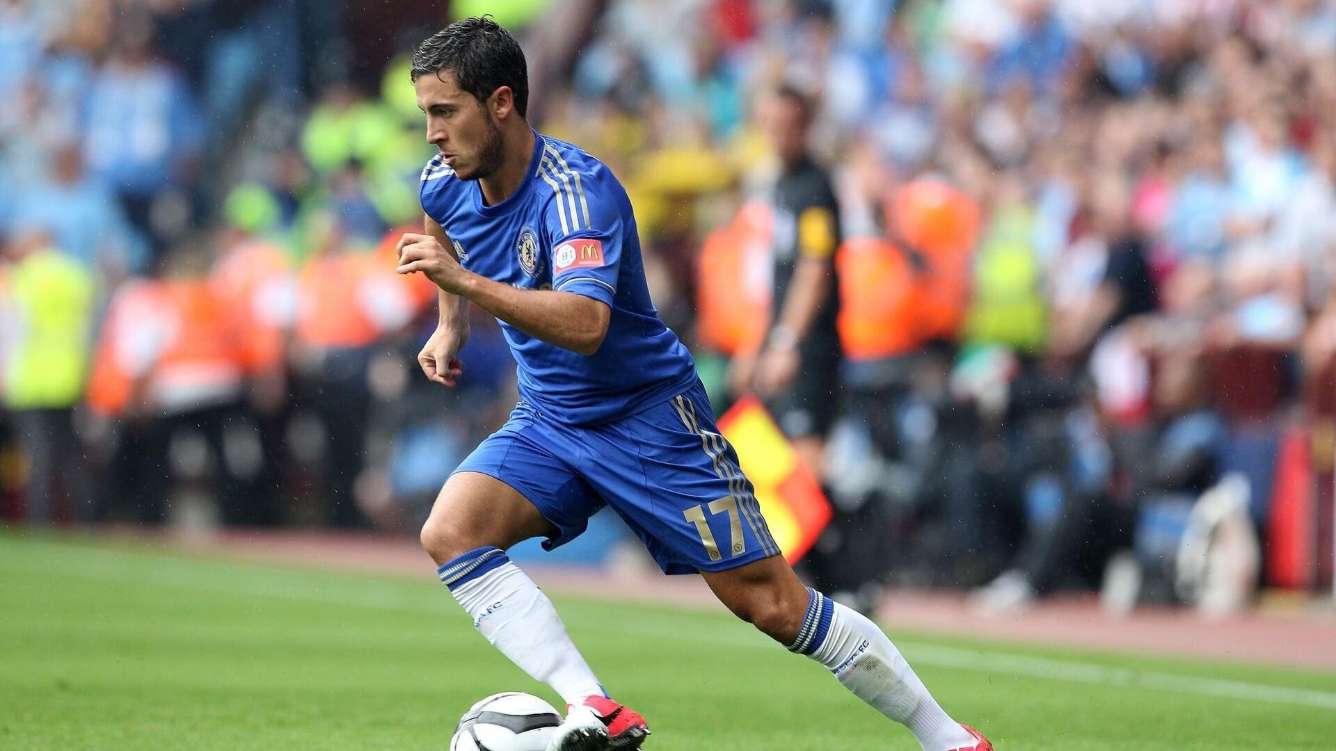 从德甲到圣西罗，压力之下，方见英雄本色—阿兹蒙与特奥的大舞台证明