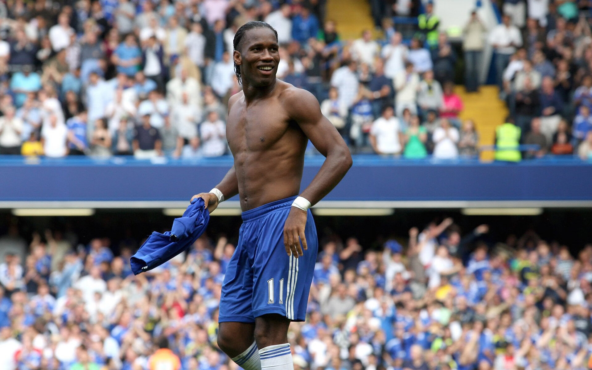 唯一性的光辉，丹麦力克巴拉圭的争冠之路与本泽马欧冠决赛的传奇主宰