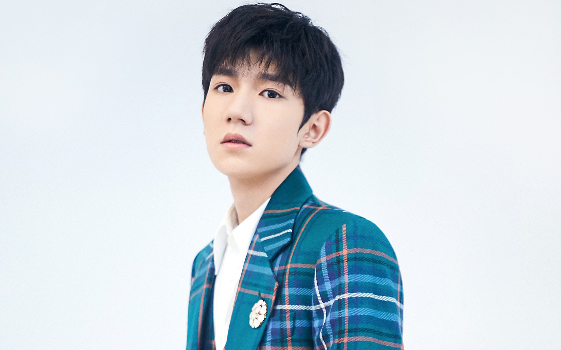 双城记，从洛杉矶到伊斯坦布尔—领袖如何在45分钟内接管世界