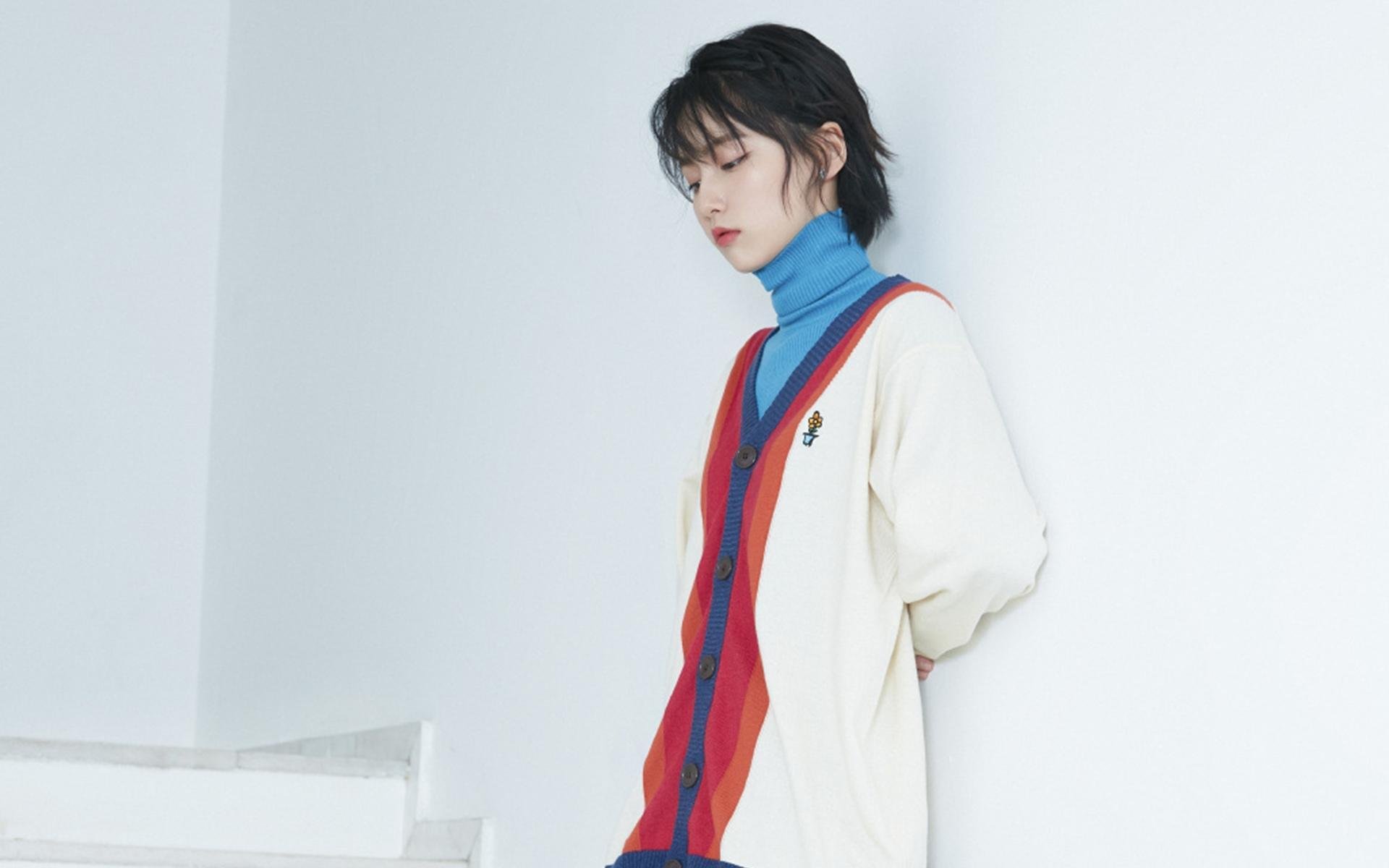 平行宇宙的绿茵对话，当洪都拉斯遇见佛罗伦萨，梅西点燃足球的永恒之火