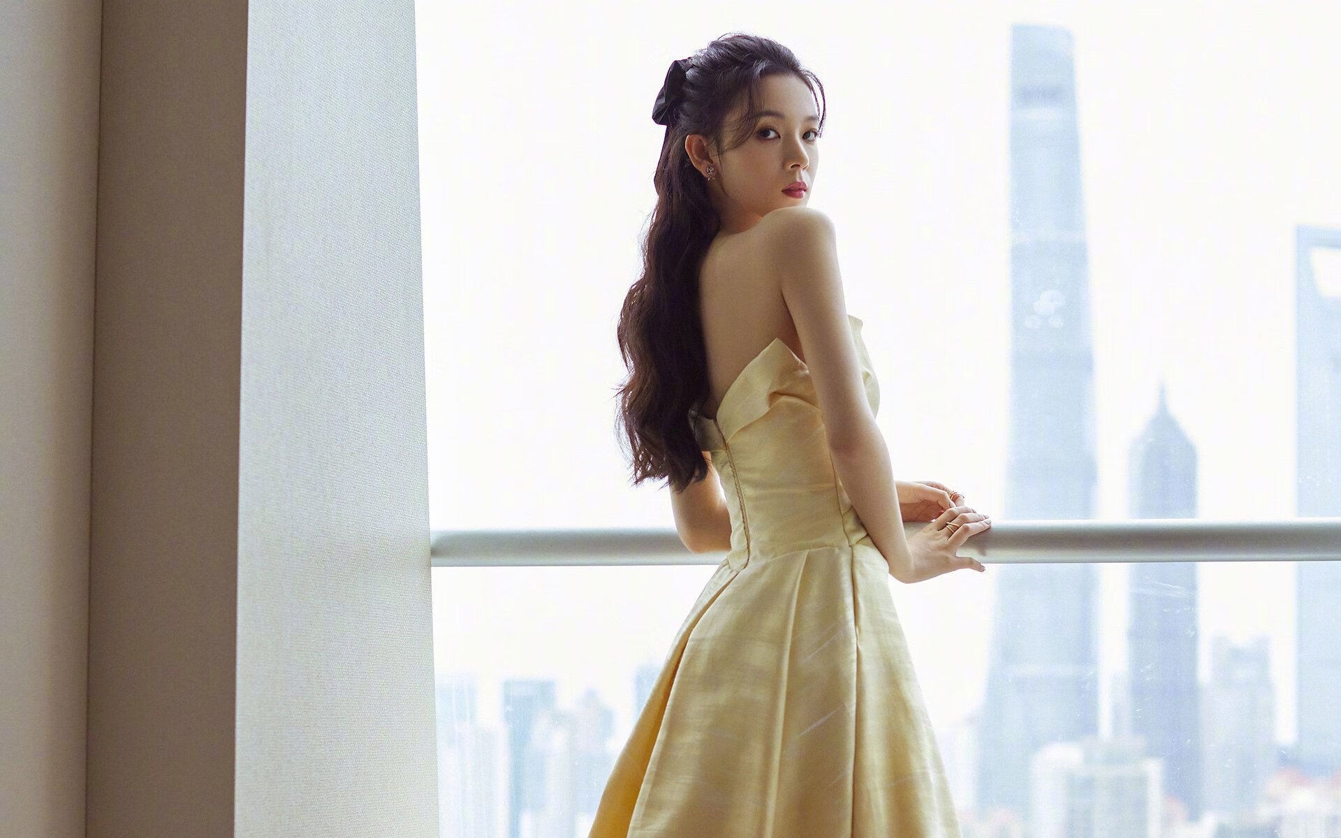 当战术天平被一颗巨星砸碎，芬兰的冷门与姆巴佩的孤勇启示录