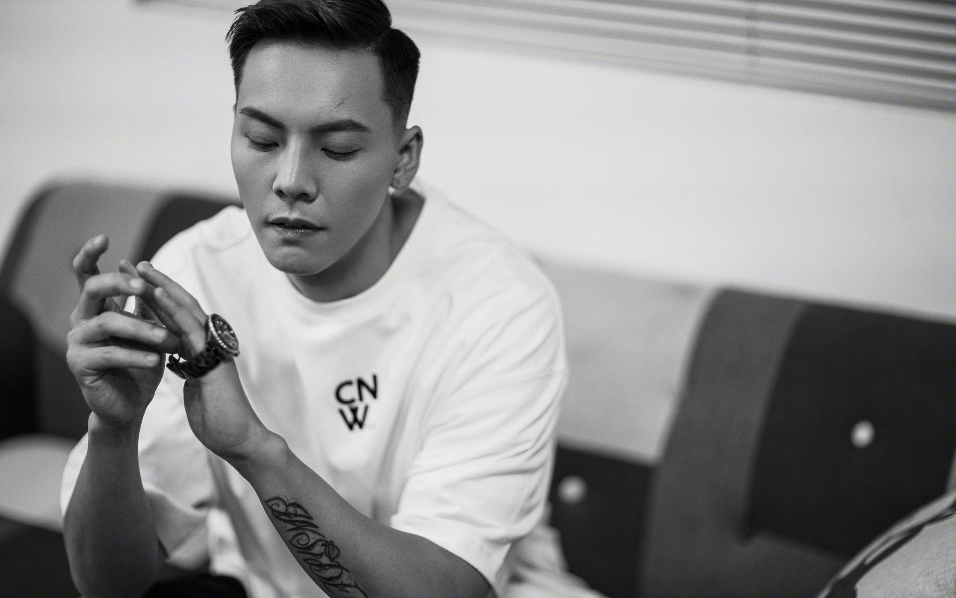 一场比赛，一位红甲屠夫，当塔图姆的杀伤成为鹈鹕的独门秘技