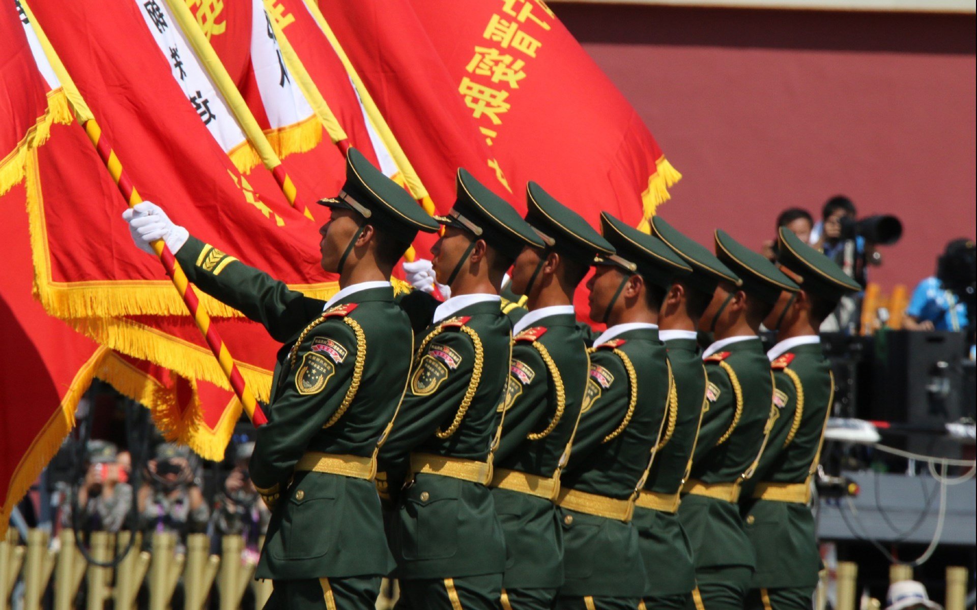 命运逆转之夜,2026世界杯C组,哥伦比亚绝地反击,阿方索·戴维斯闪耀全场